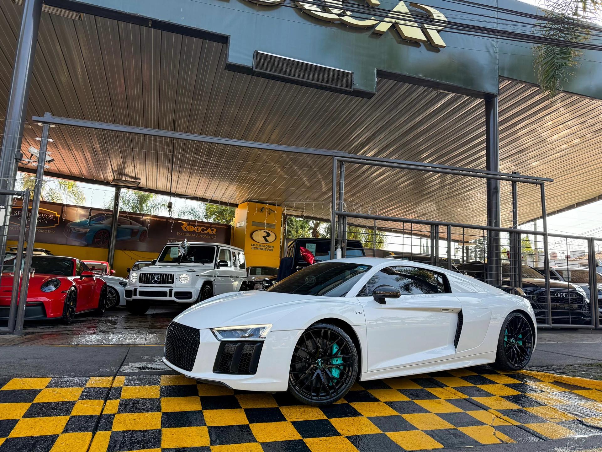 Audi R8
