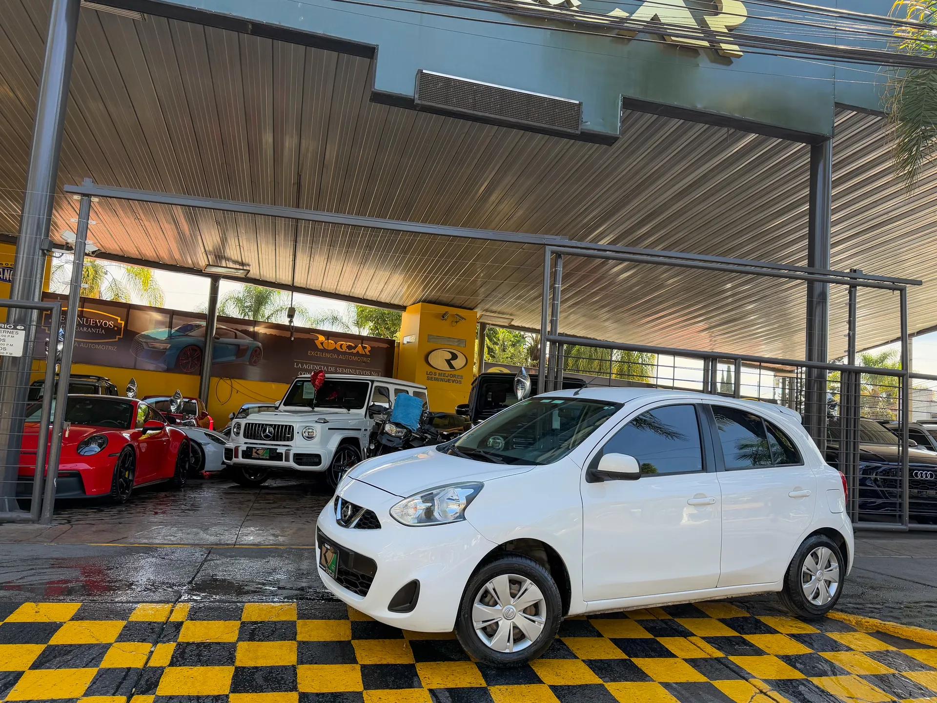 2018 Nissan March 
