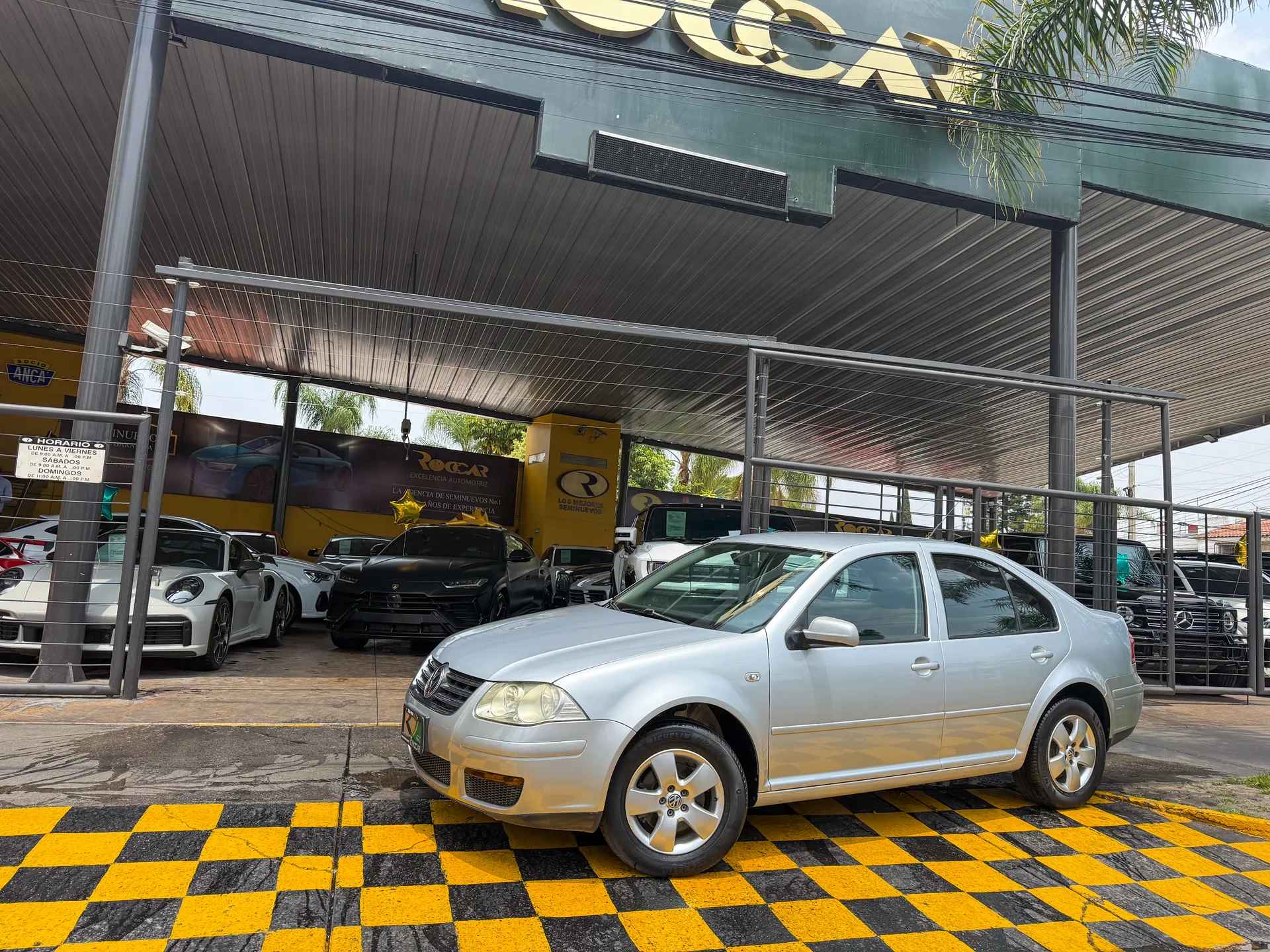 Car image 1