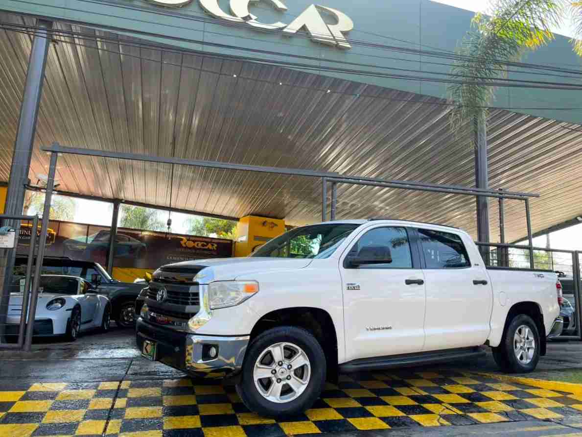 Toyota Tundra