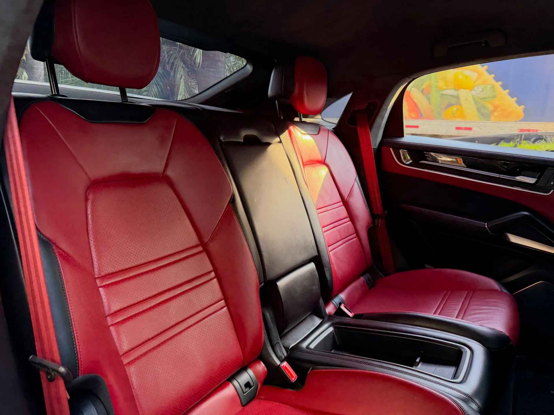 Car image 24