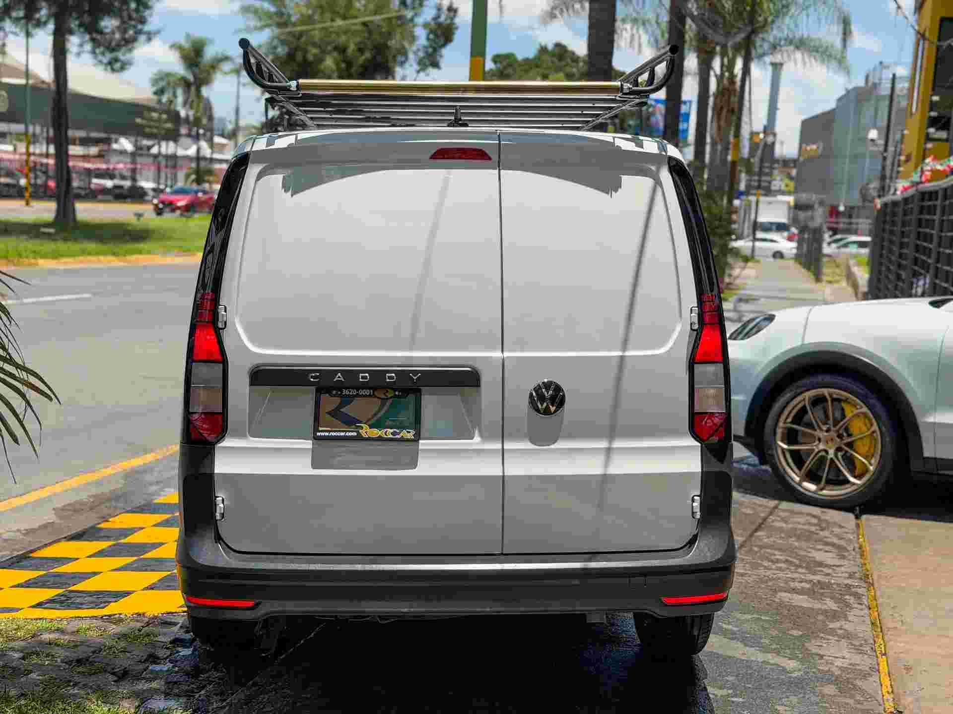Thumbnail 8
