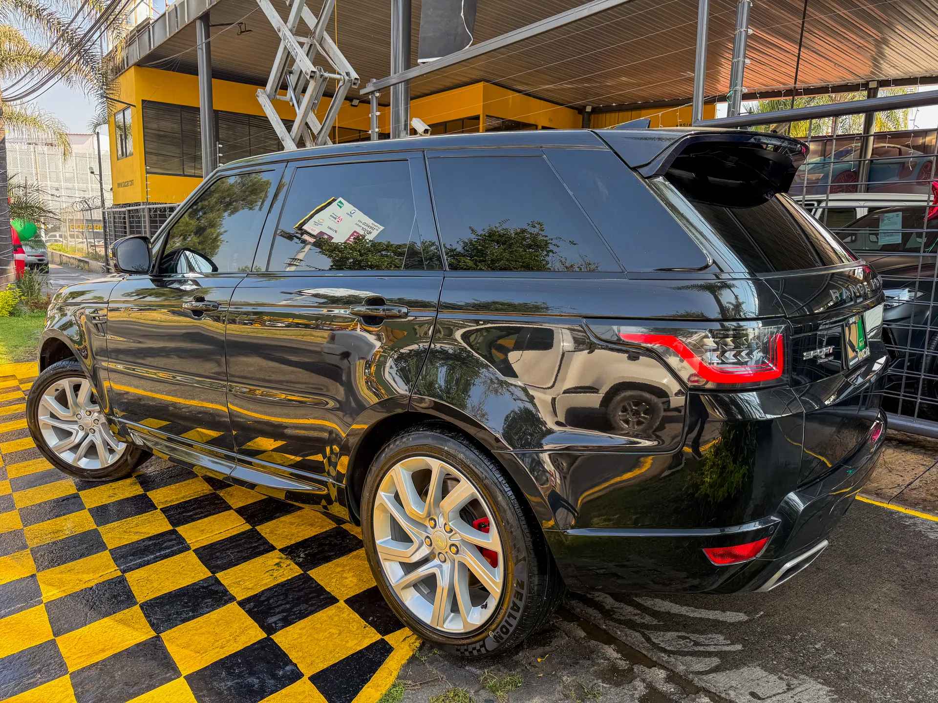 Car image 6