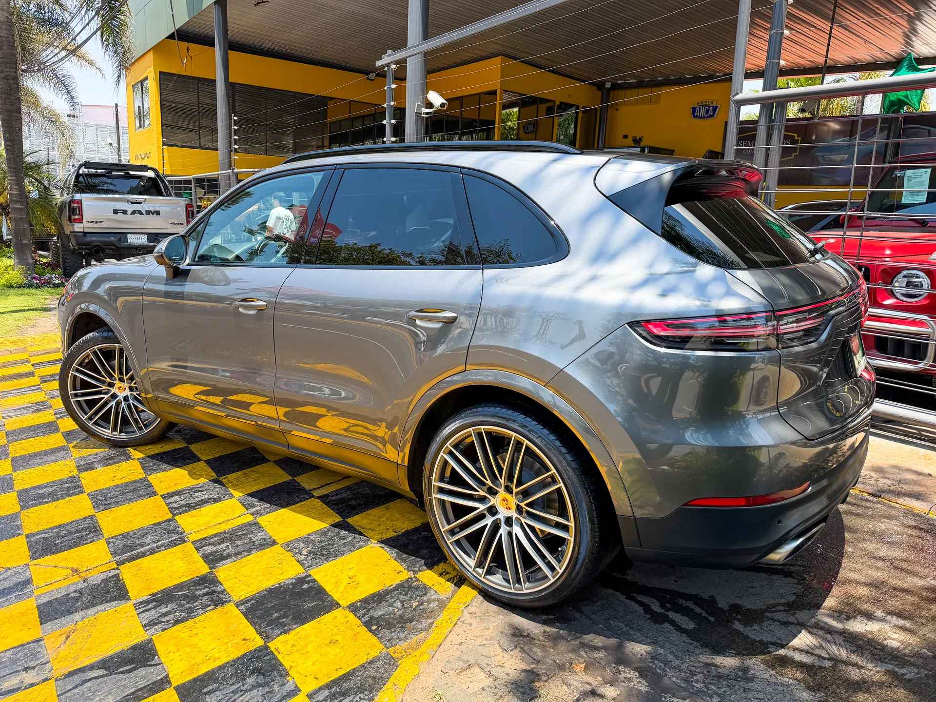 Car image 6