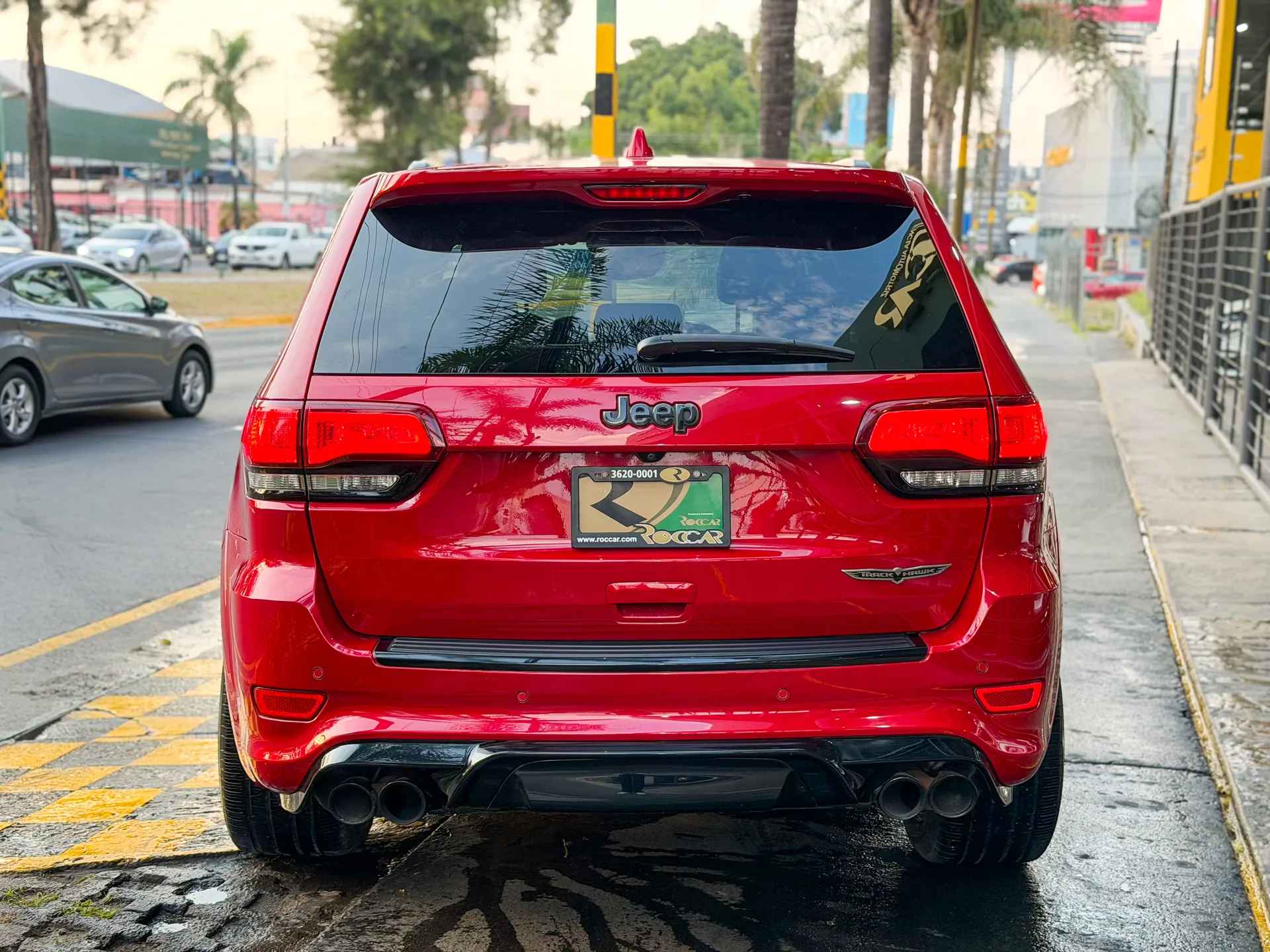 Car image 8