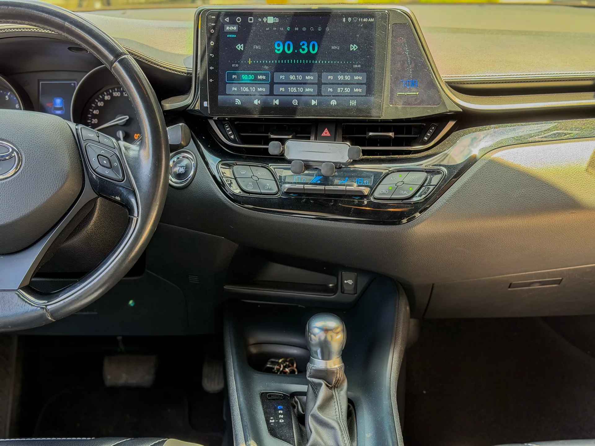 Car image 13