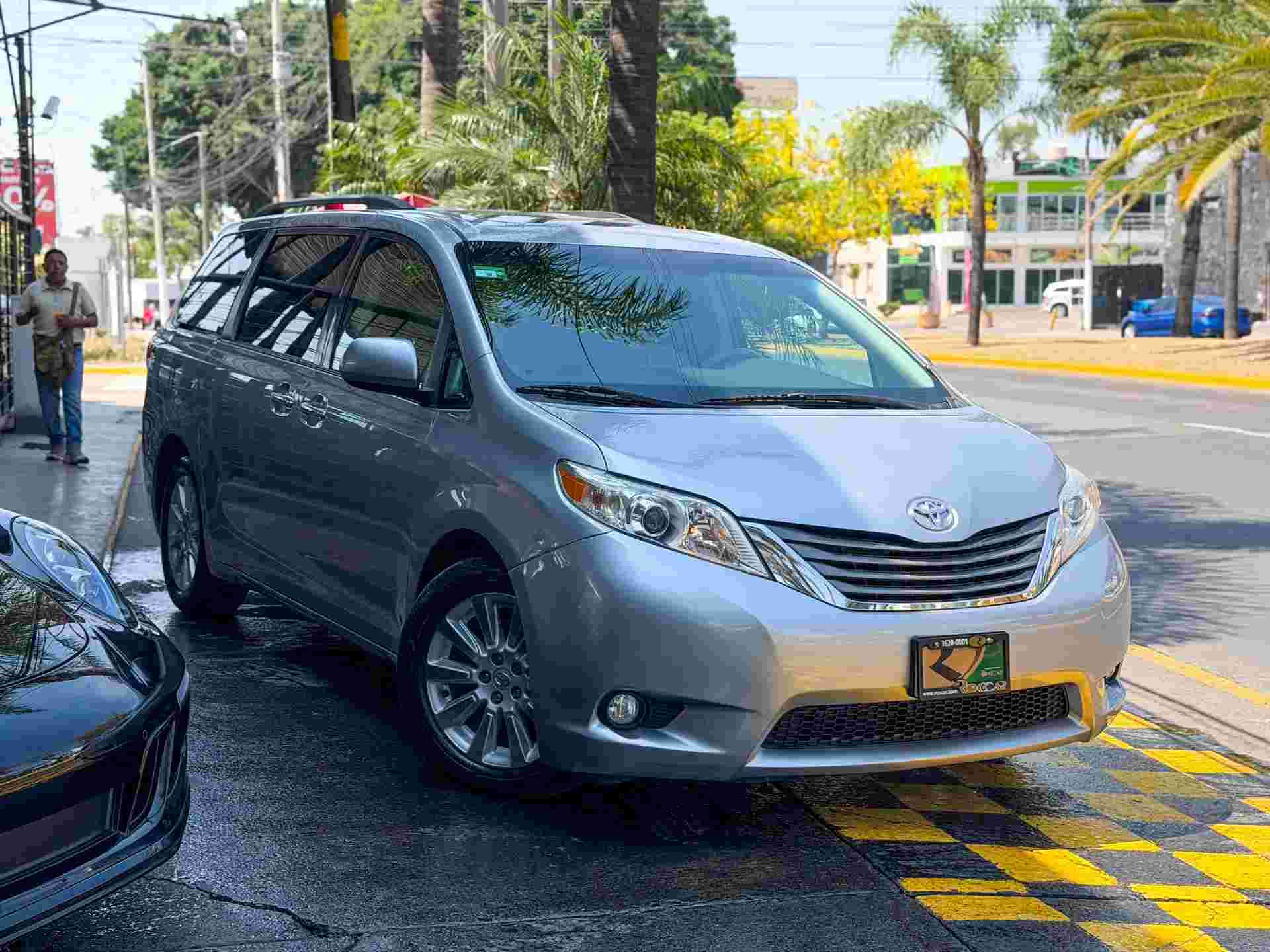 Thumbnail 4
