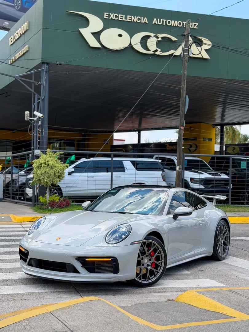 Car image 24