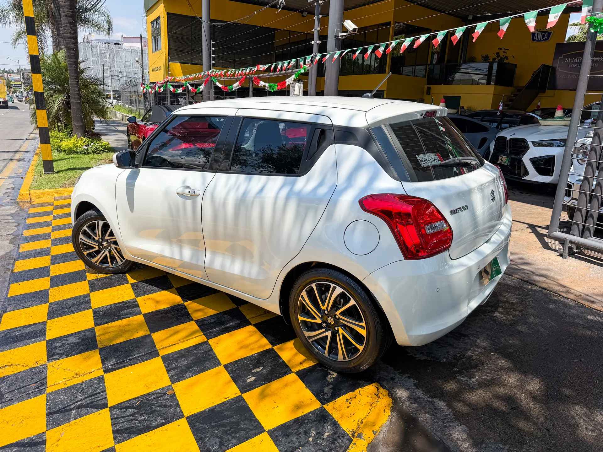 Car image 6