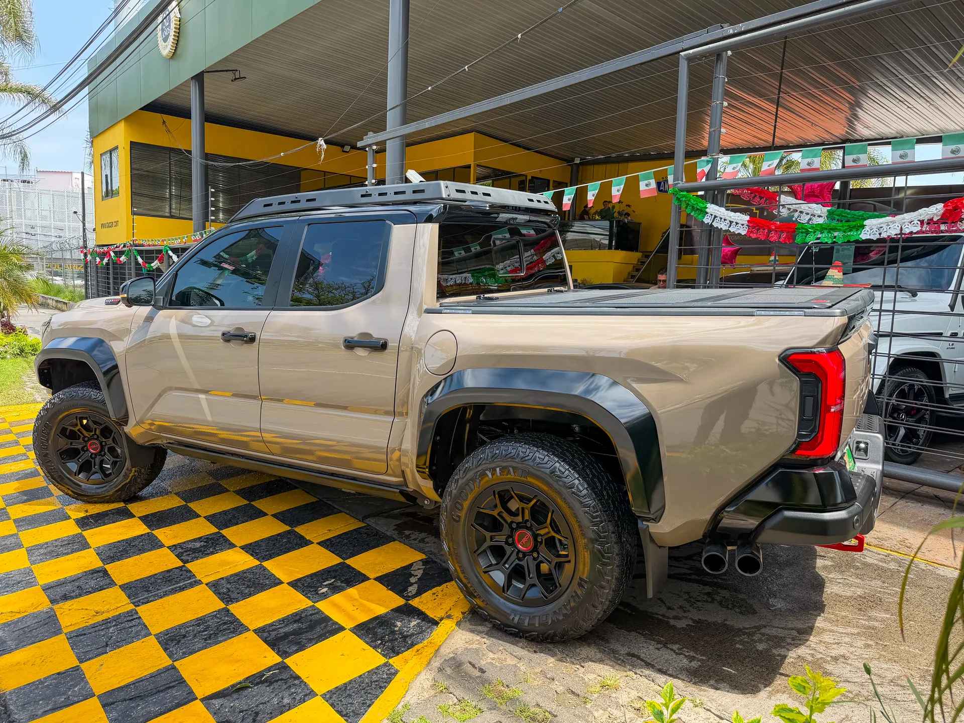 Car image 6