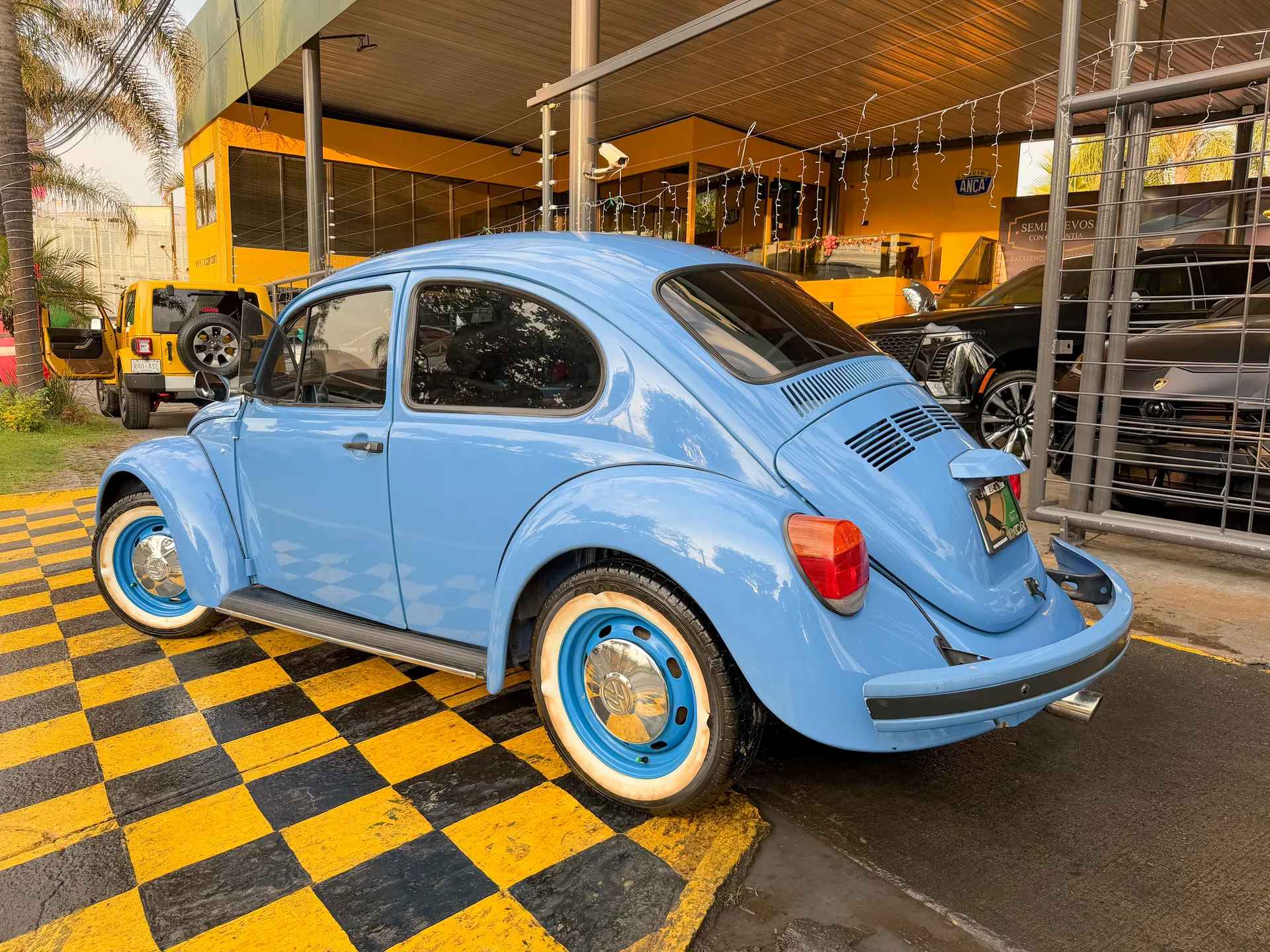 Car image 6