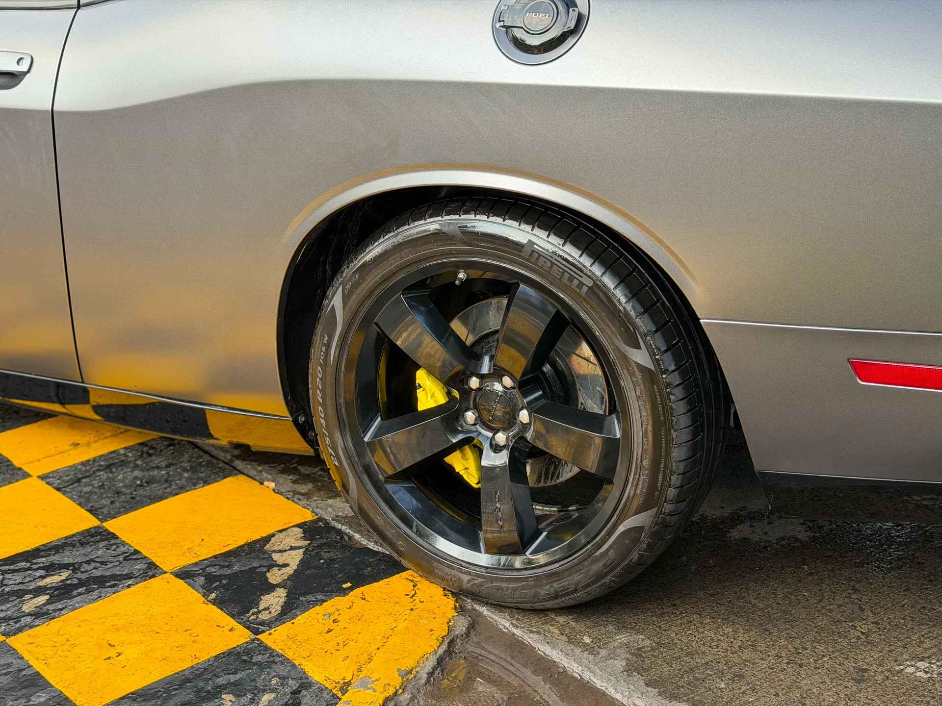 Car image 6