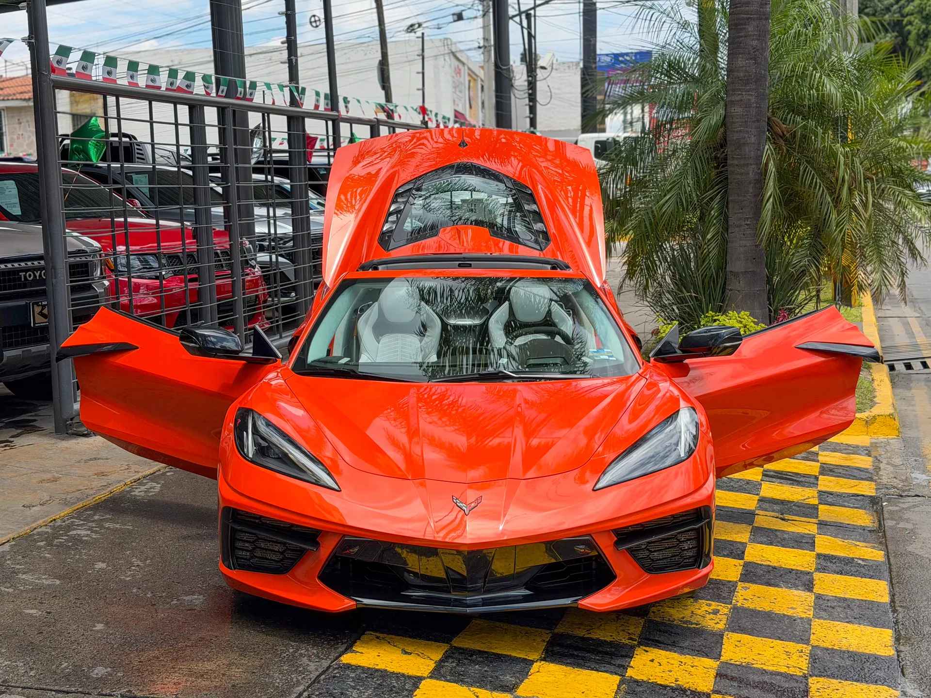 Car image 5