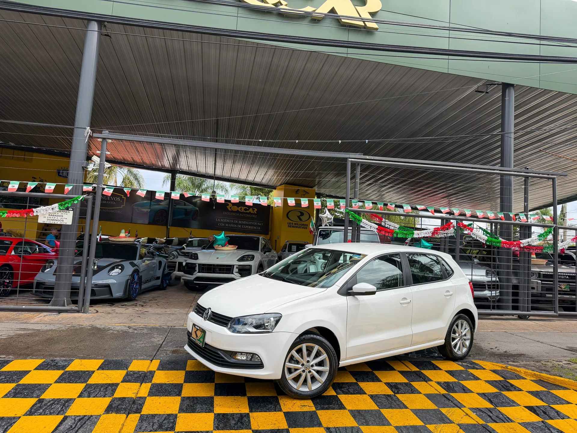 Car image 1